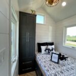 Minimalism and Freedom: Embracing the Tiny Home Lifestyle